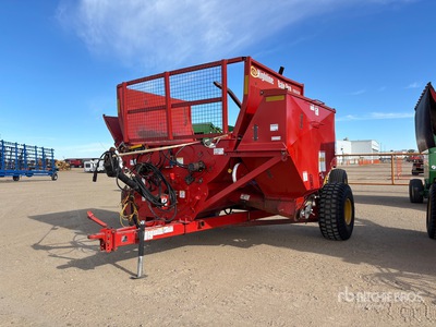 2013 Highline CFR650-400 14 ft معالج بالة