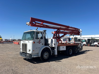 Thomson 875 70 ft on 1982 White Xpeditor WX 6x4 Concrete Pump Truck