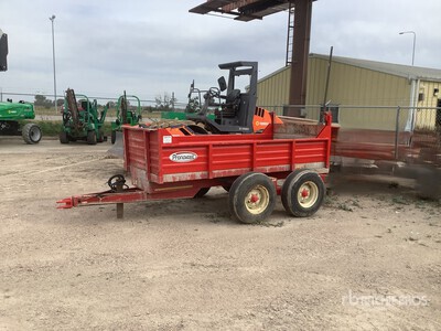 2015 Pronovost P516 9 ft 8 in T/A End Dump Cart Trailer