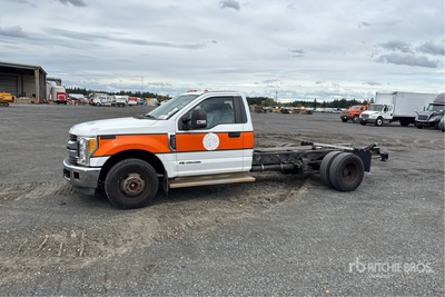 2017 Ford F-350 4x2 Fahrgestell