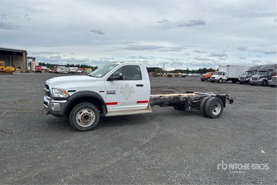 2017 Ram 4500 4x4 الكابينة والهيكل