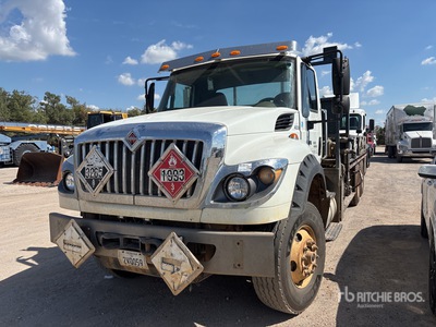 2015 International 7600 6x4 Flatbed Truck