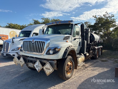 2015 International 7600 6x4 Fuel and Lube Truck