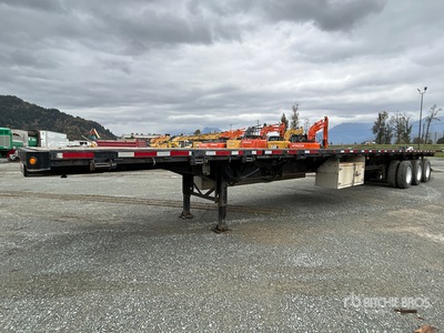 2015 Manac Tri/A 53 ft - 90 ft Extendable Flatbed Trailer