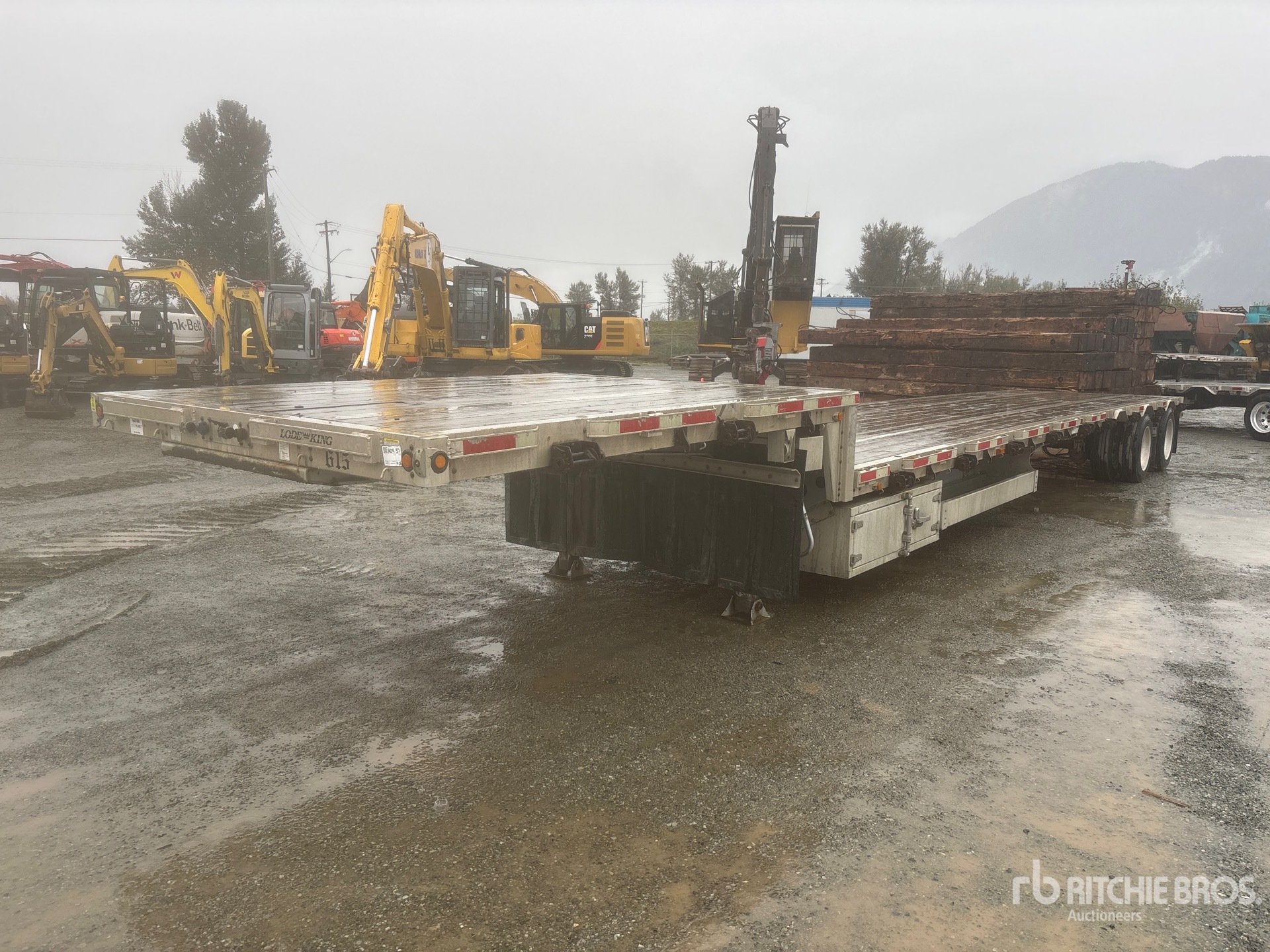 2016 Lode King 48 ft T/A Step Deck Trailer