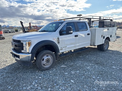 2019 Ford F-550 XL 4x4 Crew Cab Utility Truck