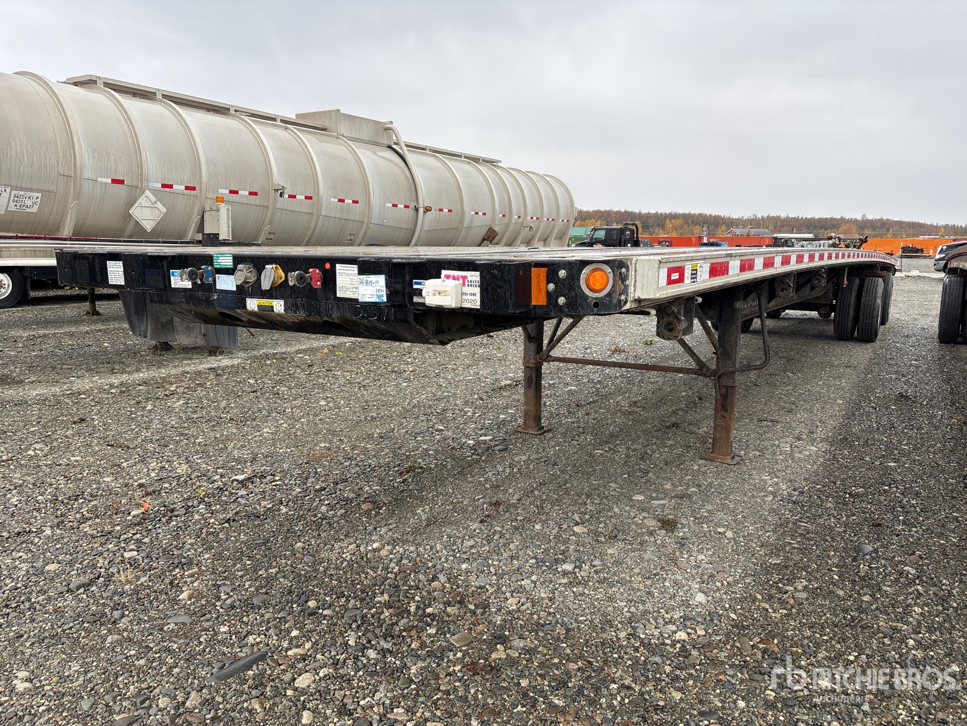 2023 Fontaine HAICF22RSA 53 ft T/A Spread Axle Remolque caja abierta