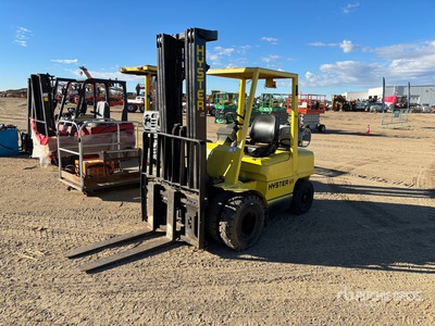 Hyster H65XM 6000 lb Pneumatic Tire Forklift