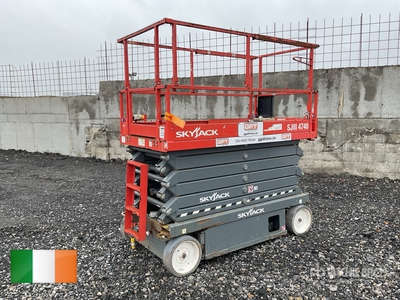 Skyjack SJIII4740 Electric Scissor Lift
