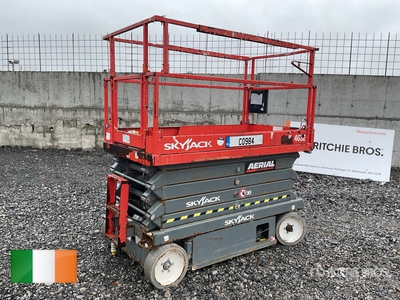 2016 Skyjack SJIII4632 Electric Scissor Lift