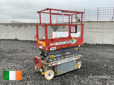 2017 Skyjack SJIII3219 Electric Elevador de tijera (Inoperable)