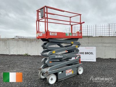 2015 Skyjack SJ 3226 Electric Scissor Lift