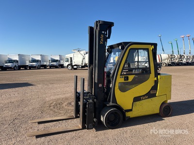 2015 Yale GLC120XNGSE106 11000 lb Forklift