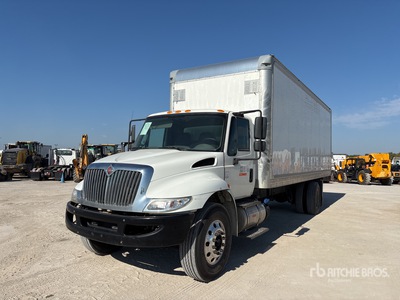 2019 International 4300 4x2 Van Truck