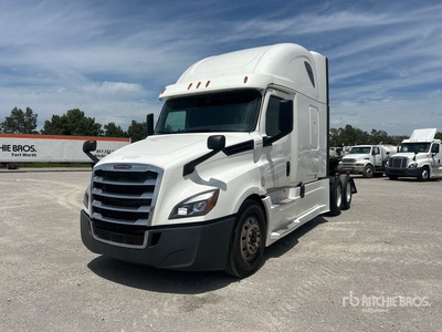 2019 Freightliner Cascadia 126 6x4 Sleeper Truck Tractor