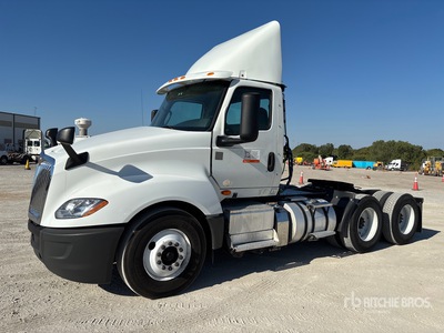 2018 International LT625 6x4 Cabeza Tractora Cabina Corta