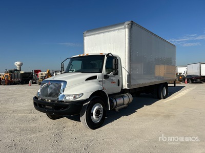 2020 International MV607 4x2 Van Truck