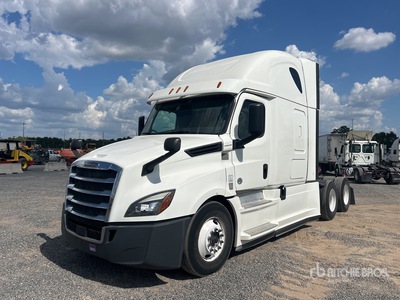 2020 Freightliner Cascadia 126 6x4 T/A Sleeper Truck Tractor