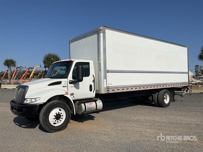 2022 International MV607 4x2 Furgoneta caja cerrada