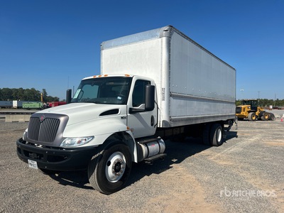 2022 International MV607 4x2 Moving Van Truck