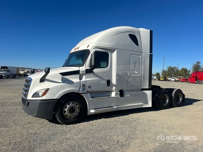 2020 Freightliner Cascadia 126 6x4 T/A Sleeper Truck Tractor