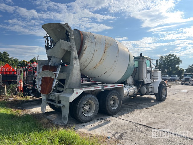 CAMIóN REVOLVEDOR 2005 PETERBILT MCNEILUS