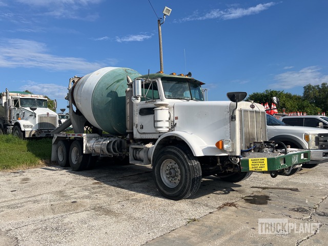 CAMIóN REVOLVEDOR 2005 PETERBILT MCNEILUS
