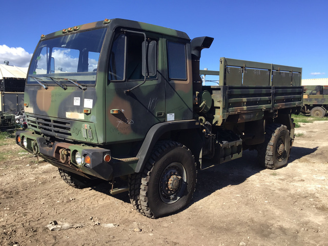 1998 Stewart & Stevenson M1078 LMTV 4x4 Cargo Truck
