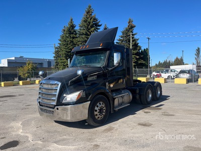 2019 Freightliner Cascadia 126 6x4 T/A Day Cab Truck Tractor