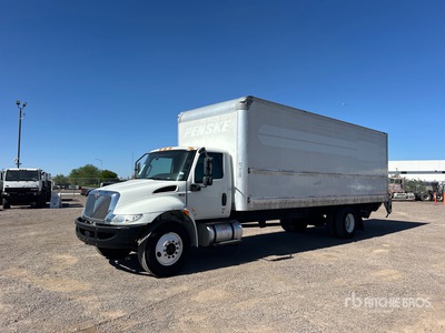 2021 International MV607 4x2 Autocarro furgonato