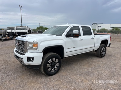 2019 GMC Sierra 2500HD Denali 4x4 Crew Cab Pickup