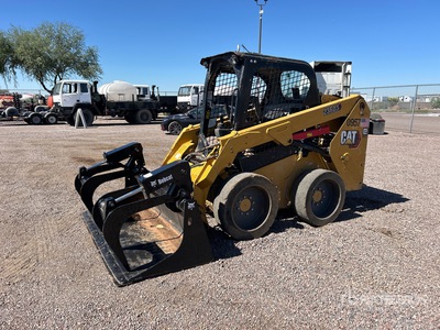 2020 Cat 236D3 شاحنة جرافة