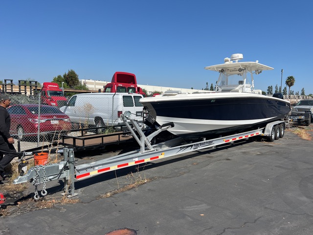 2008 Jefferson Maralago FS35 Center Console Boat 2008 Jefferson Maralago FS35 Center Console Boat