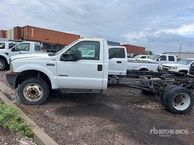 2003 Ford F-450 4x2 Cabine et châssis (Inoperable)