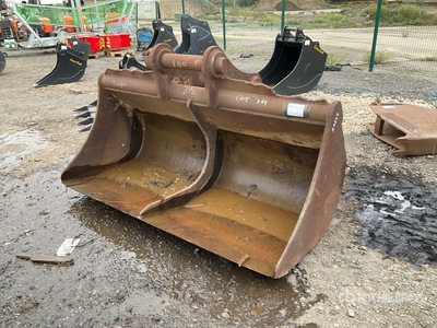 2080 mm Cleanup Godet d'excavatrice