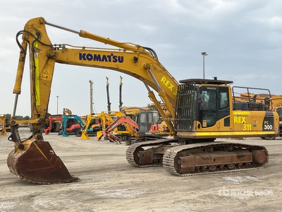 2022 Komatsu PC300-8M0U 油圧ショベル