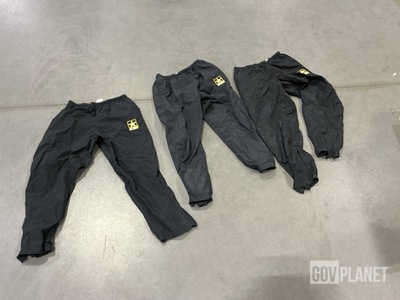 (32) Pairs of Physical Fitness Pants