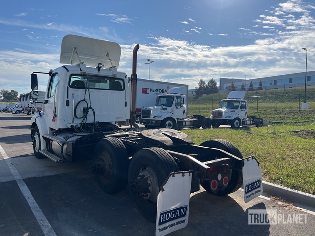 CAMIóN 2016 FREIGHTLINER