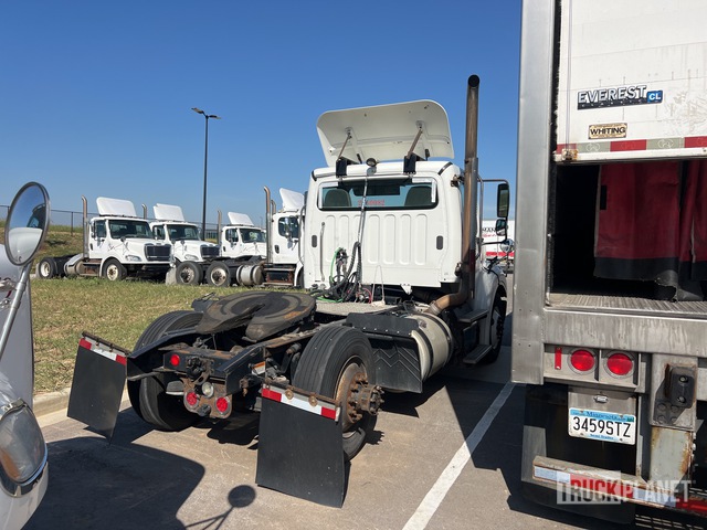 CAMIóN 2016 FREIGHTLINER