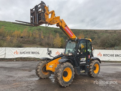 2019 JCB 531-70 を見 Telehandler