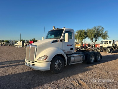 2016 Kenworth T680 6x4 تراكتور شاحنة نهارية (ثنائية المحور)