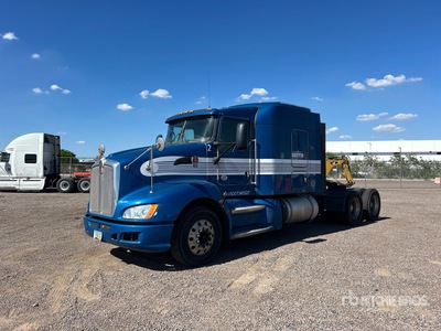 2016 Kenworth T660 6x4 Ciągnik siodłowy T/A z kabiną sypialną