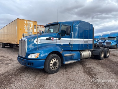 2016 Kenworth T660 6x4 Cabeza Tractora Cabina Dormitorio