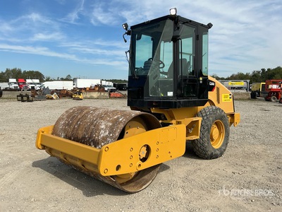 2011 Cat CS44 Smooth Drum Compactor