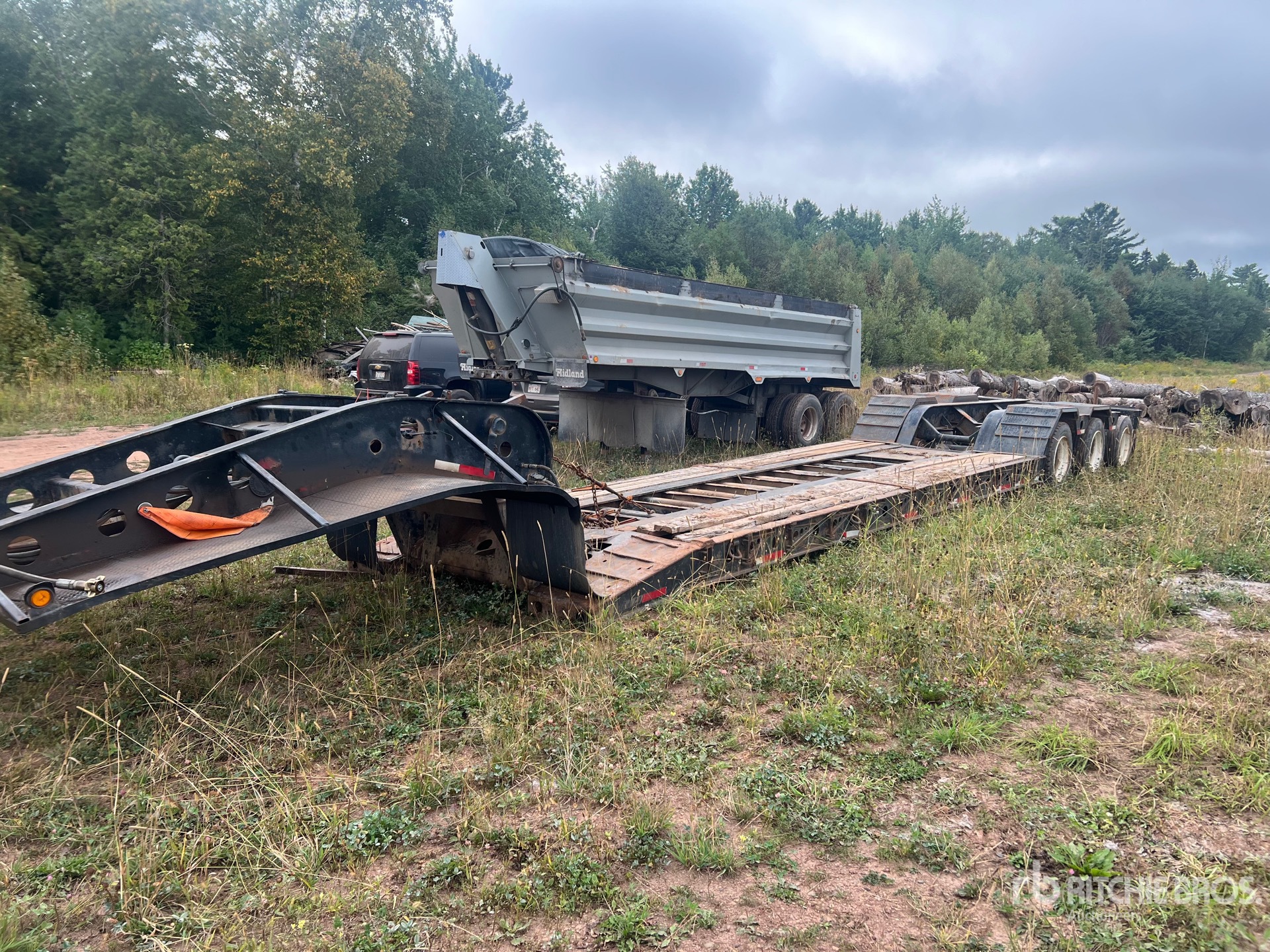 1998 Fontaine 50 ton Tri/A Removable Gooseneck Lowboy Trailer