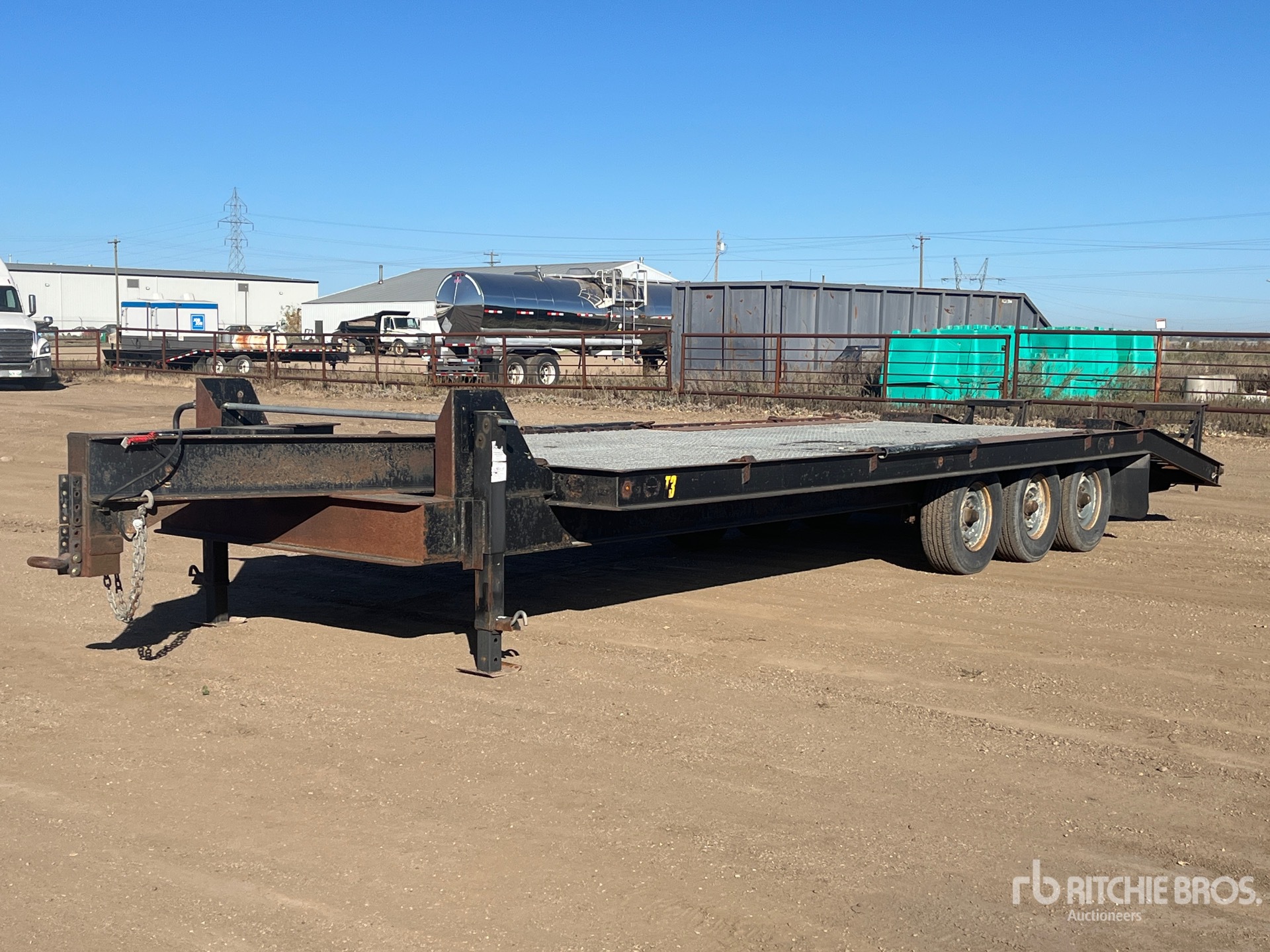 Felling 25 ft Tri/A Equipment Trailer