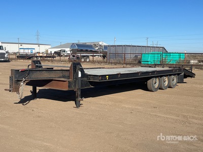 Felling 25 ft Tri/A Equipment Trailer