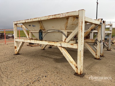 2 ft 6 in x 7 ft Aggregate Hopper