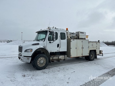 2007 Freightliner M2 4x2 Ciężarówka serwisowa
