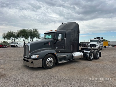 2013 Kenworth T600 6x4 T/A Sleeper Truck Tractor